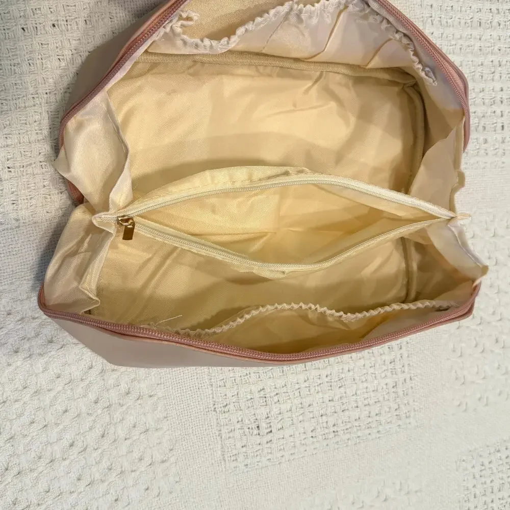 Rose of No Man's Land zip close travel cosmetic toiletry bag A3 2958